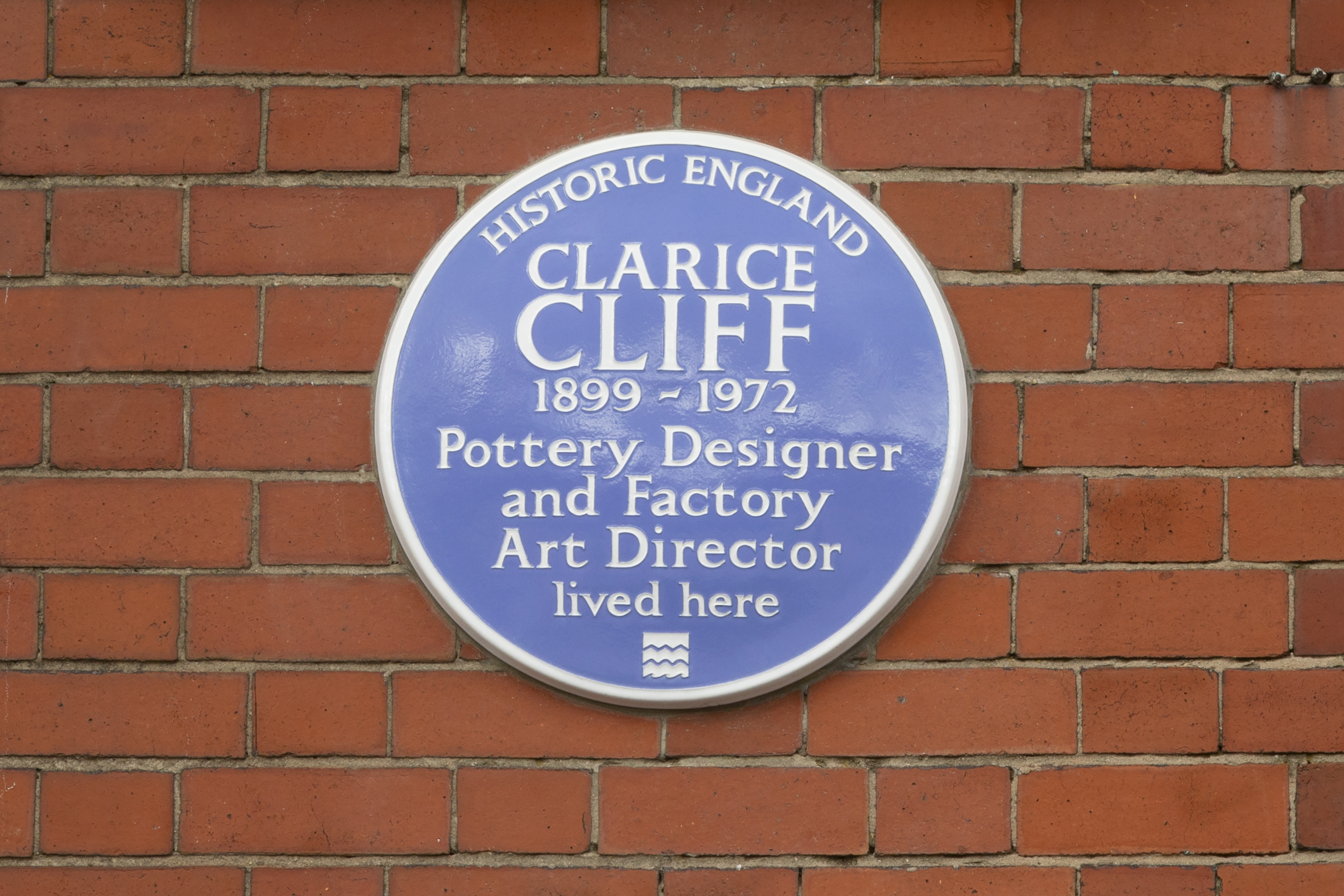 Blue Plaque dedicated to Clarice Cliff.
